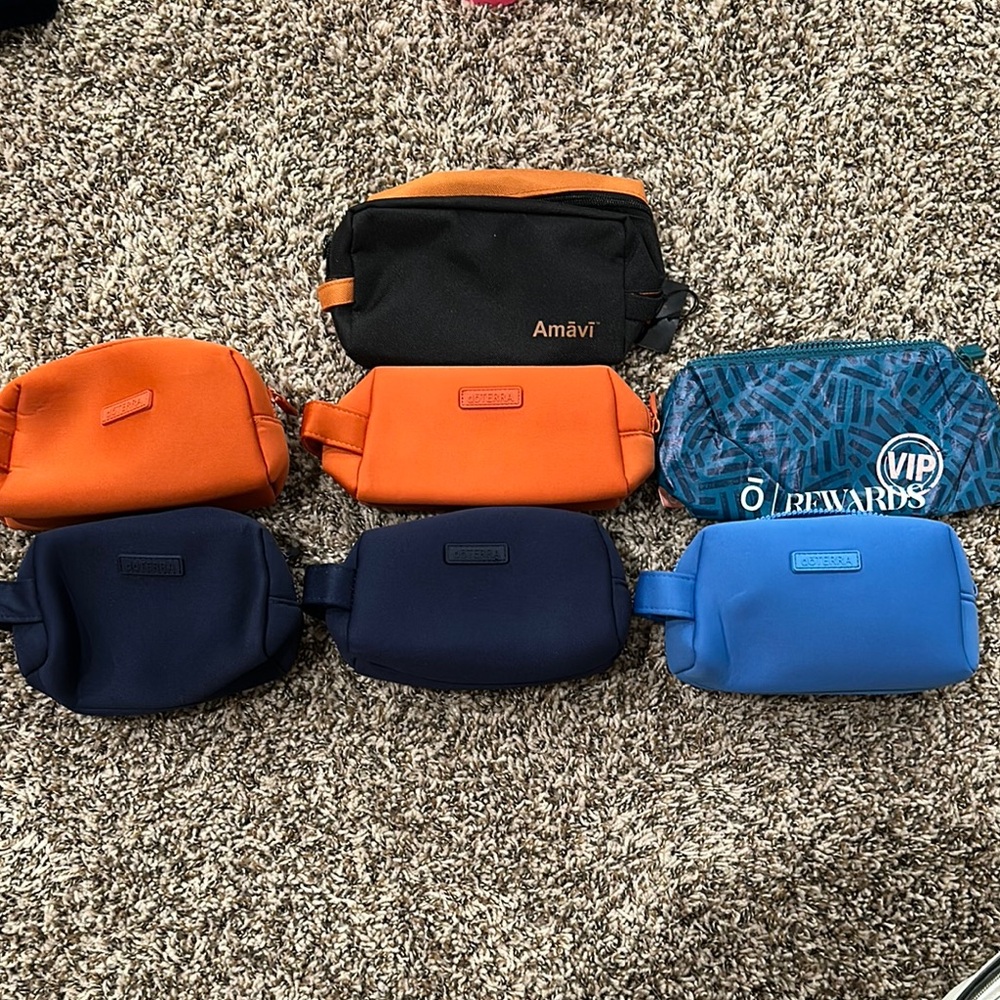 Men's Travel Doterra Bags